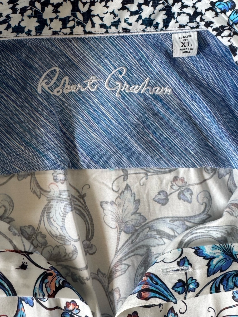 Robert Graham Shirt - Picture 3 of 7
